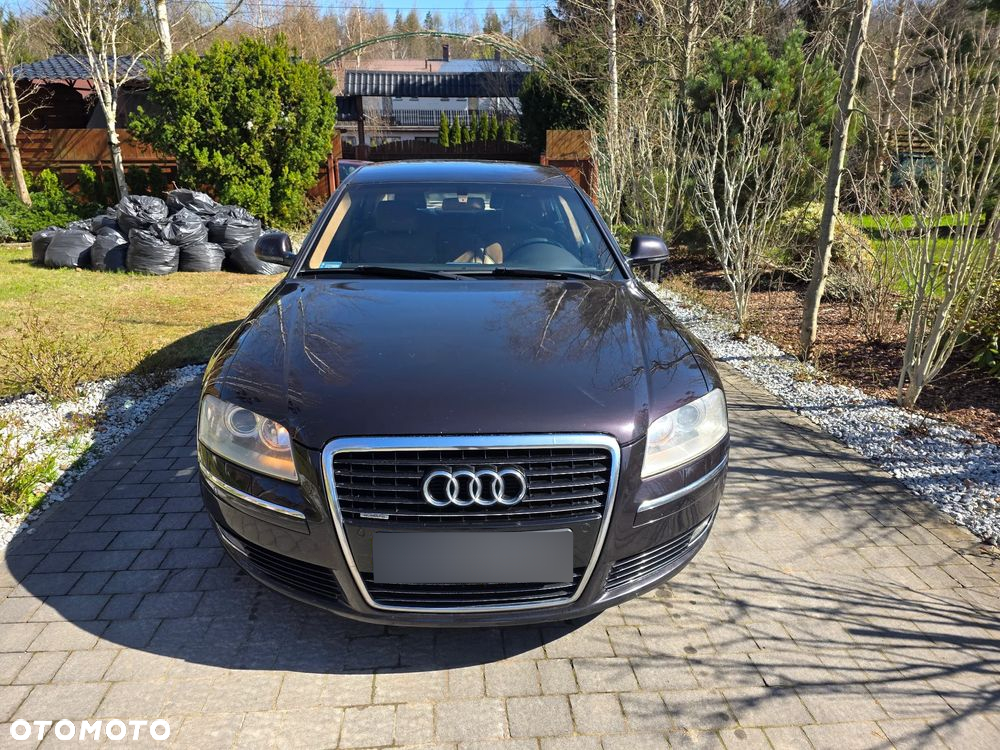 Audi A8 - 6