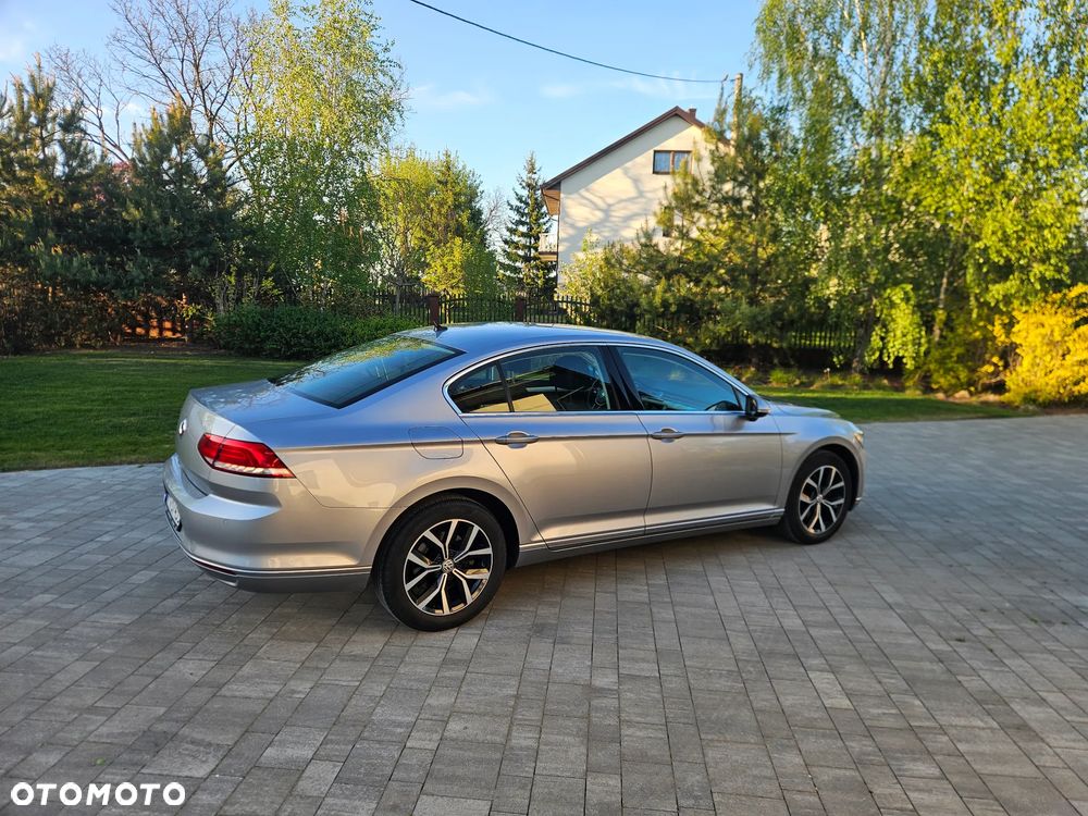 Volkswagen Passat 2.0 TDI SCR Comfortline DSG - 10