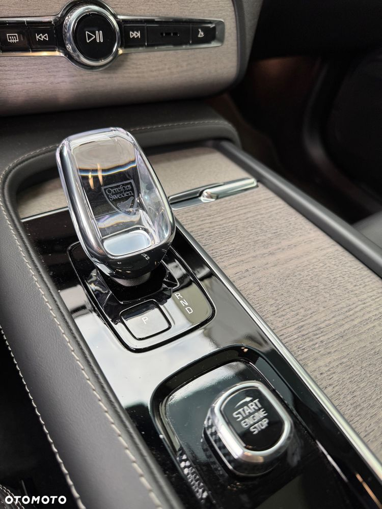 Volvo XC 90 - 20