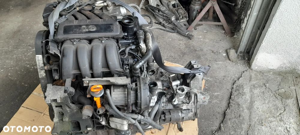 SILNIK VOLKSWAGEN GOLF V 1.6 MPI BGU - 9