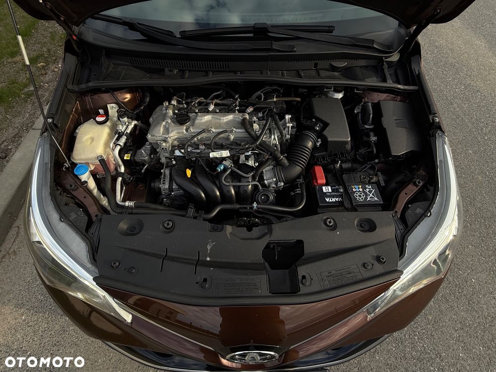 Toyota Avensis Touring Sports 1.8 Edition S+ - 37