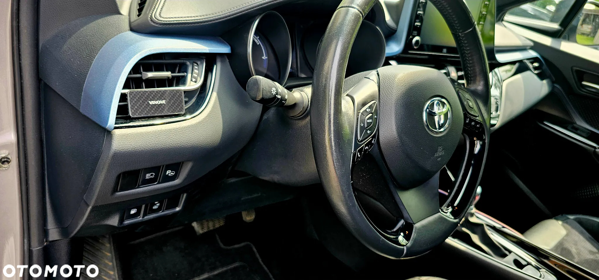 Toyota C-HR 2.0 Hybrid Black Edition - 14