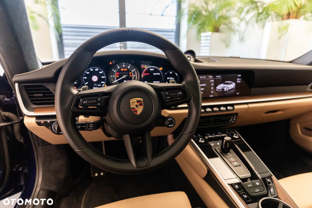 Porsche 911 Turbo S - 16