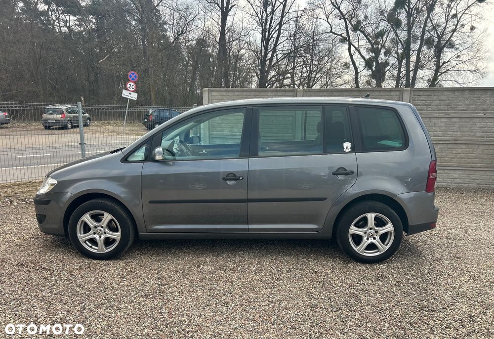 Volkswagen Touran 1.9 TDI DPF Conceptline - 12