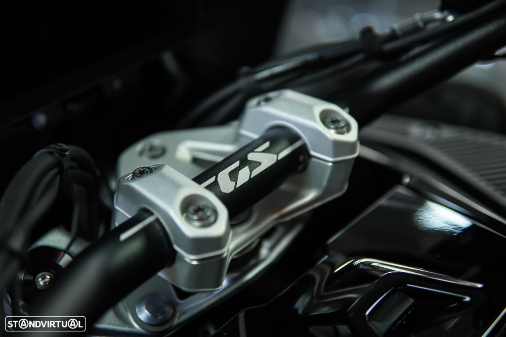 BMW R 1300 GS Adventure TRIPLE BLACK / REBAIXADA - 12