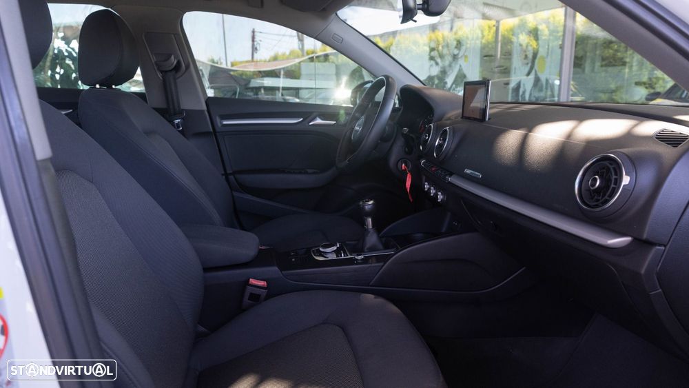 Audi A3 Sportback 1.0 TFSI - 9