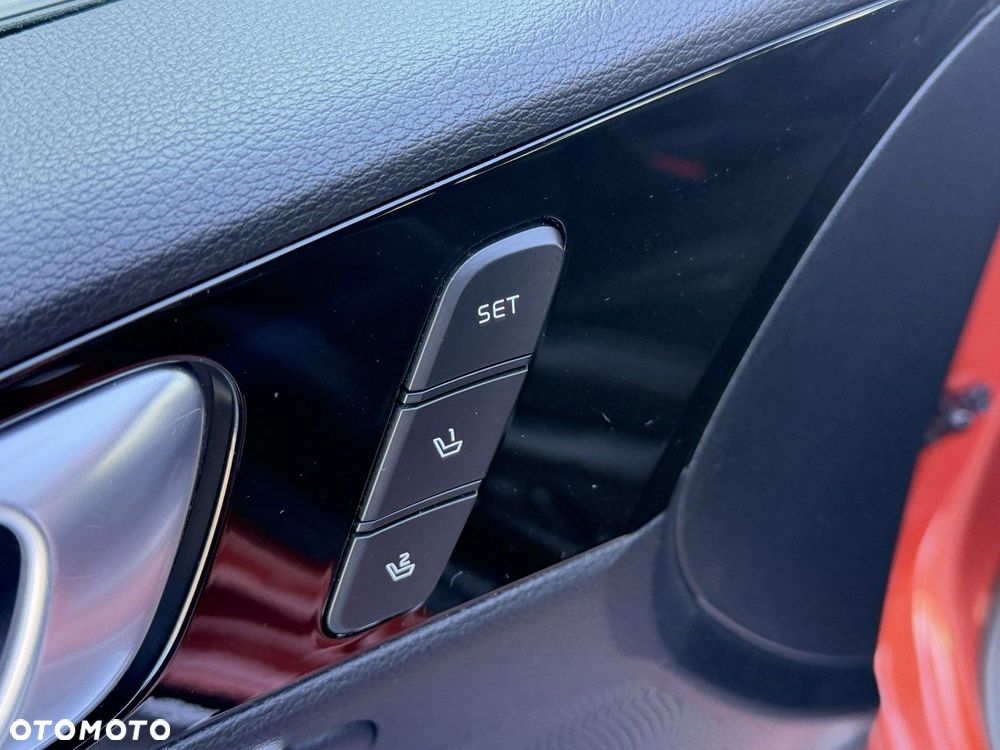 Kia Ceed 1.6 CRDi (48V Mild-Hybrid) DCT7 GT Line - 17