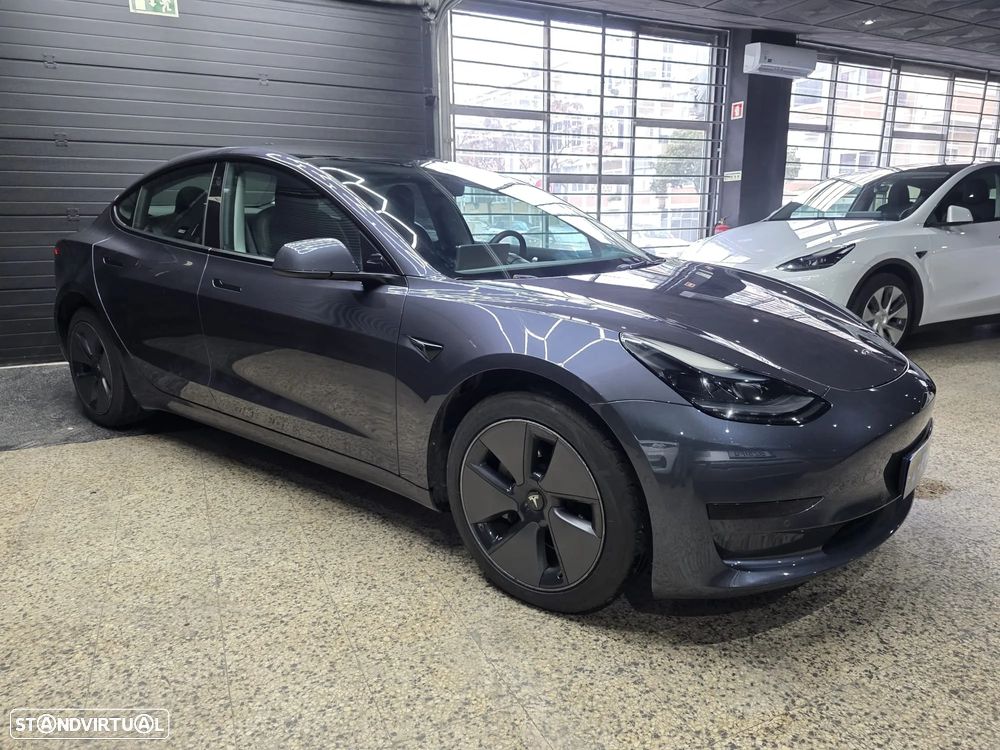 Tesla Model 3 Standard Range Plus RWD - 4
