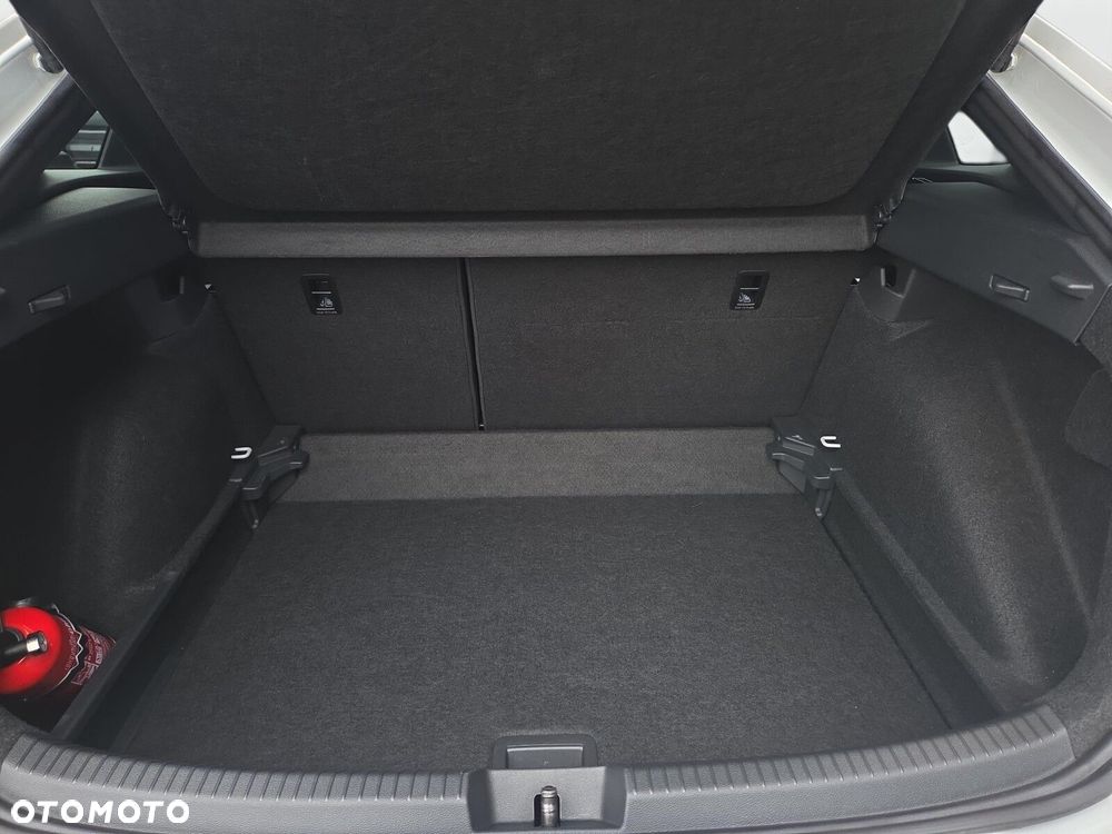 Volkswagen Taigo 1.5 TSI ACT R-Line DSG - 21