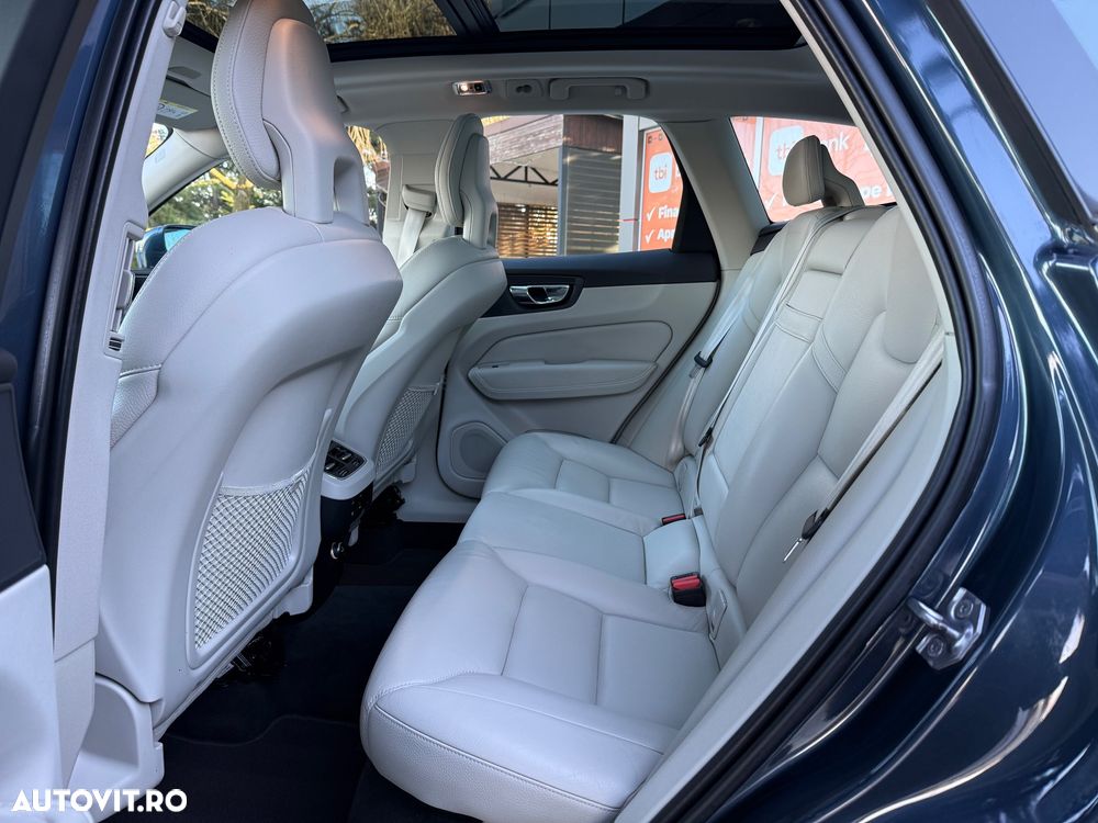 Volvo XC 60 D4 AWD Geartronic Inscription - 9