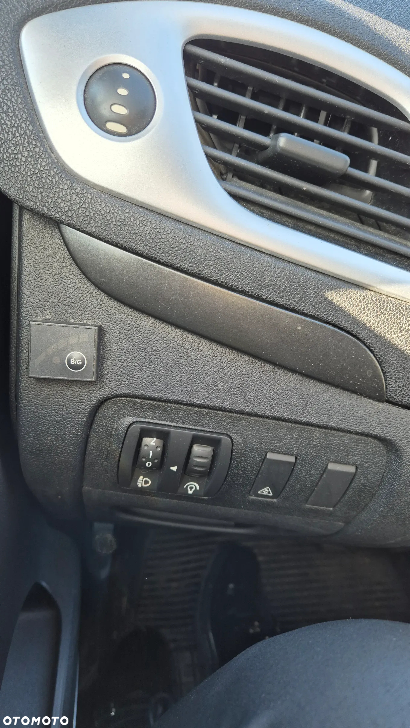 Renault Scenic - 11