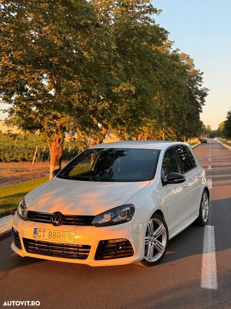 Volkswagen Golf 2.0 GTI - 1