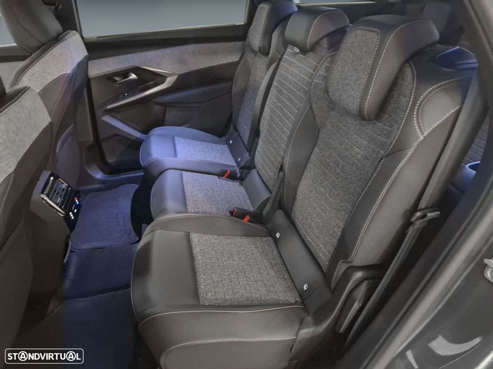 Peugeot E-5008 73 kWh Allure - 14