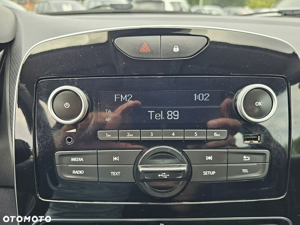 Renault Clio - 22