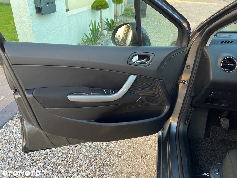 Peugeot 308 1.6 HDi Style - 20