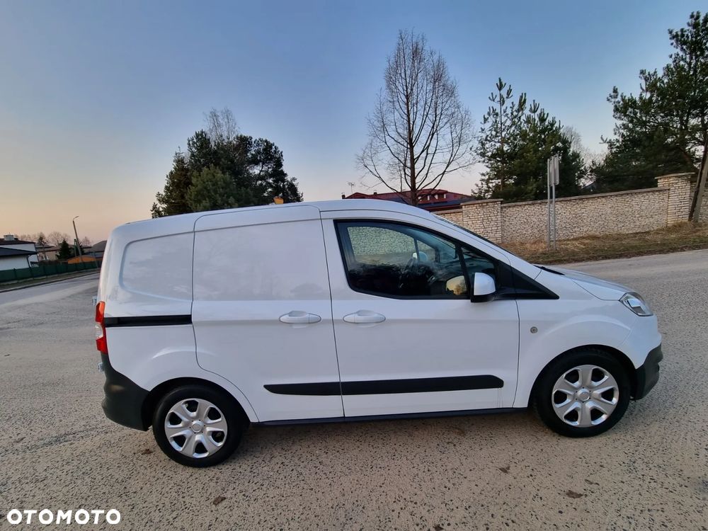 Ford TRANSIT COURIER - 11