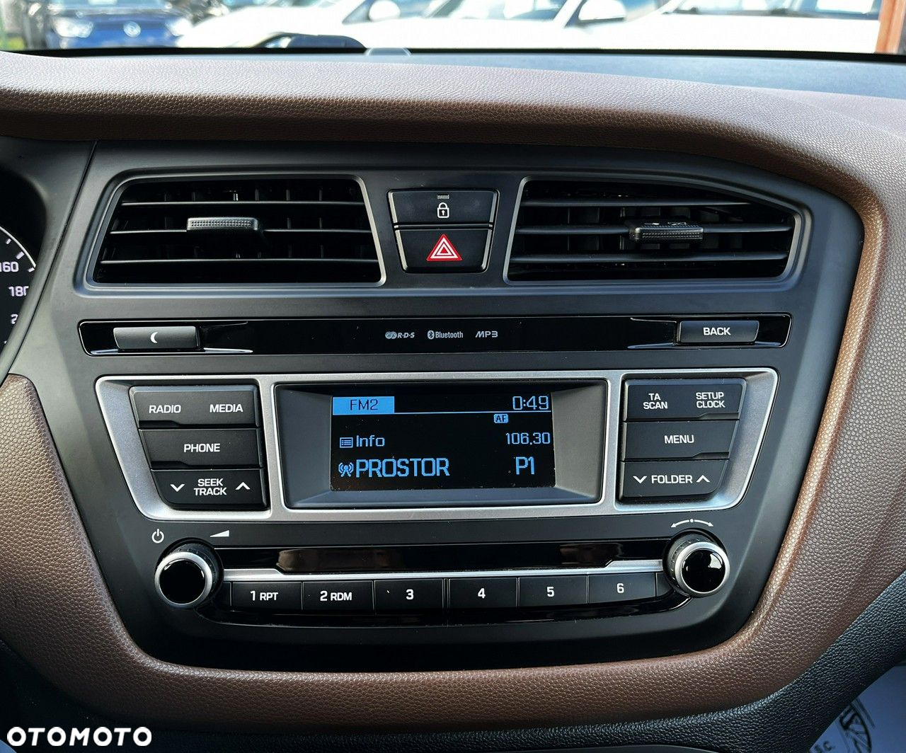 Hyundai i20 - 20