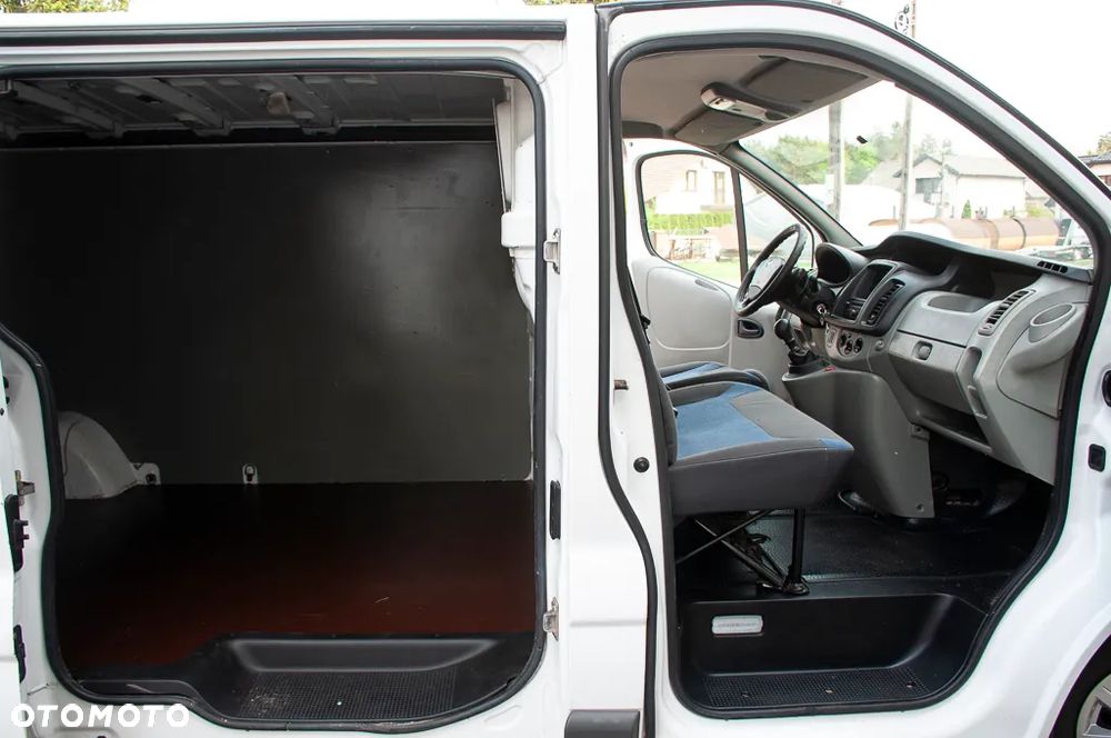 Renault TRAFIC LONG - 33
