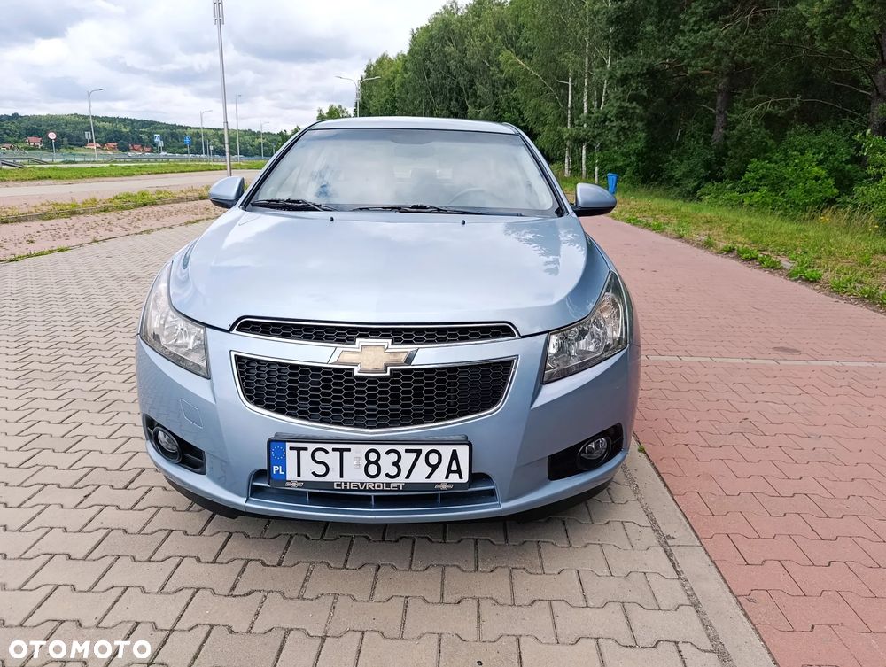 Chevrolet Cruze 1.6 - 4