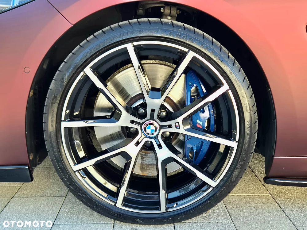 BMW Seria 8 840i - 30