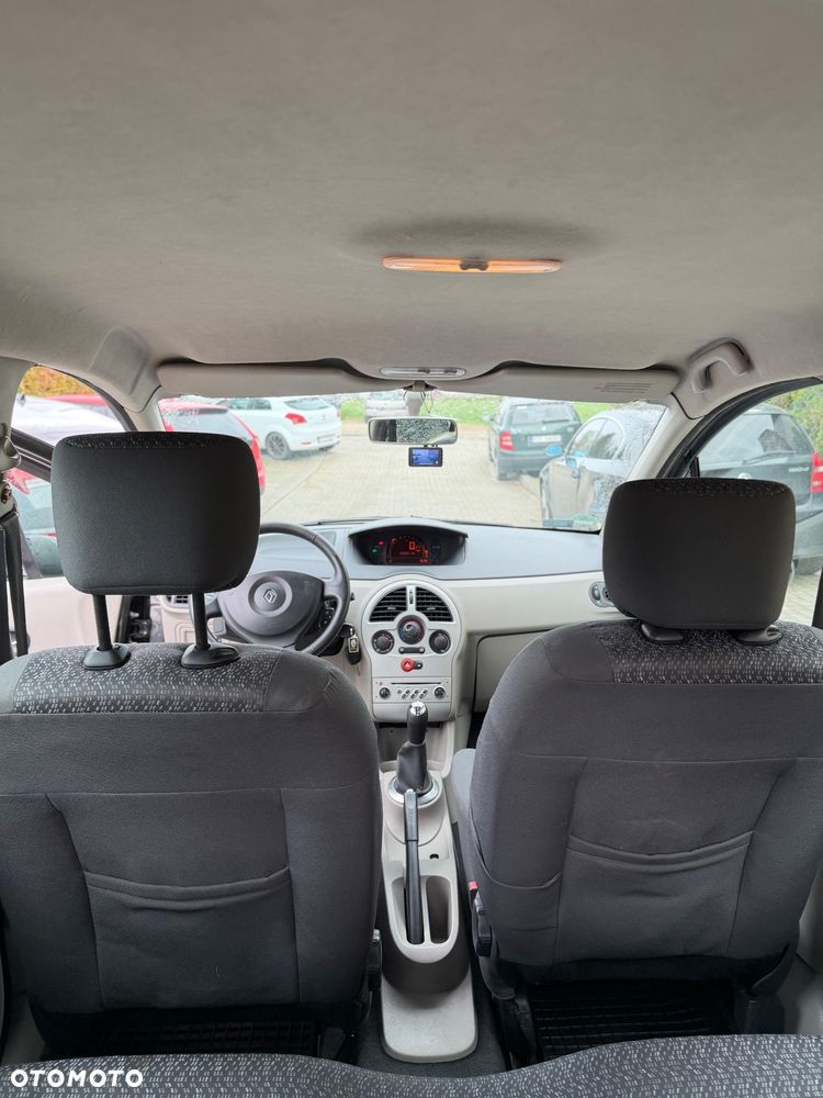 Renault Modus 1.6 16V Dynamique - 18