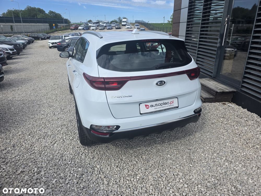 Kia Sportage 1.6 T-GDI 2WD VISION - 9