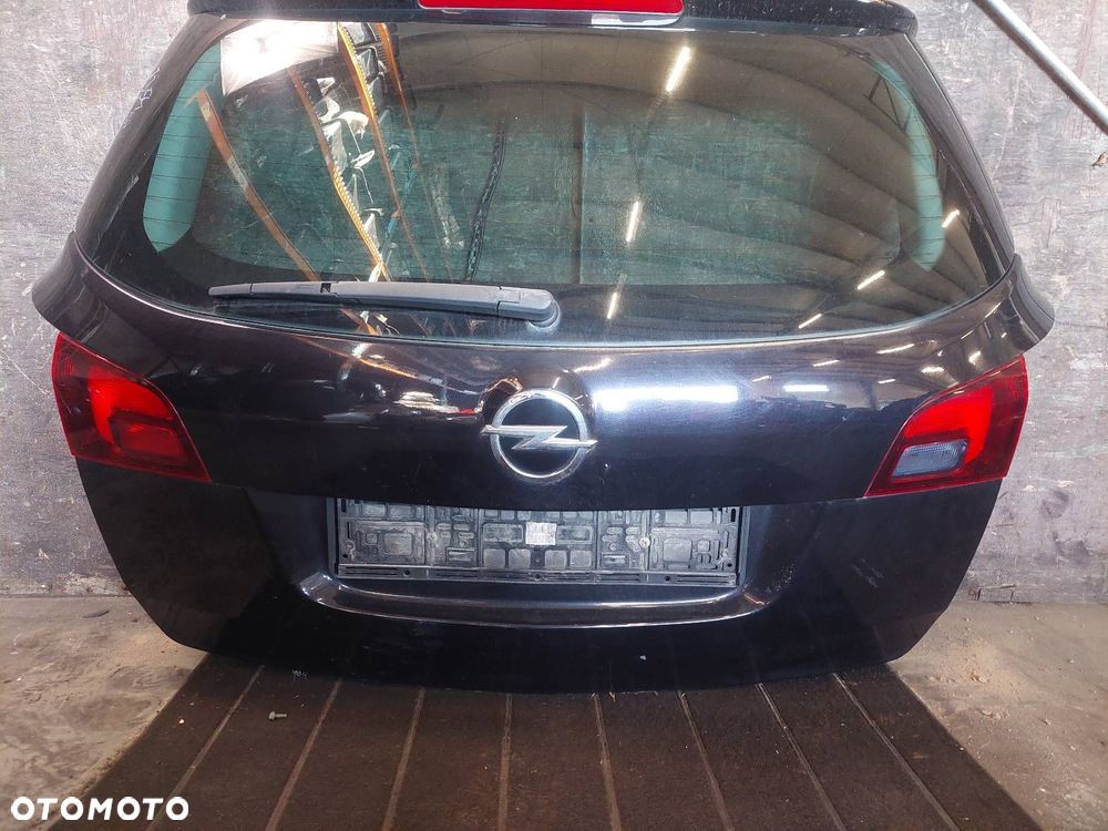 KOMPLETNY TYŁ KLAPA BAGAŻNIKA ZDERZAK TYŁ LAMPY OPEL ASTRA J KOMBI Z20R - 12