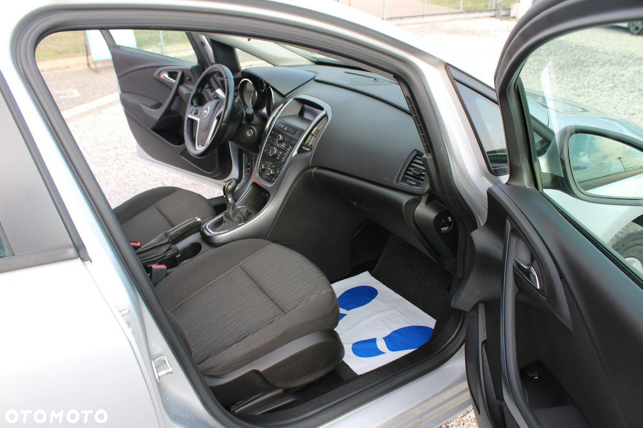 Opel Astra - 26