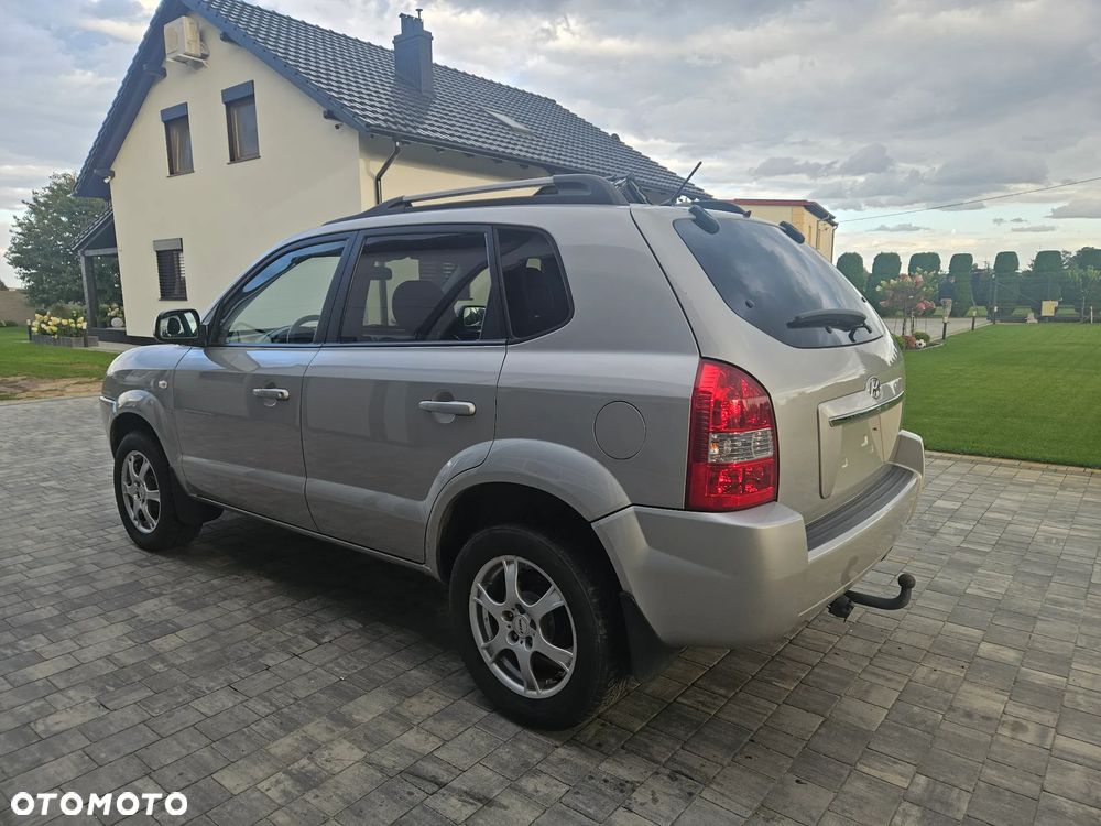 Hyundai Tucson 2.0 Comfort 2WD - 4