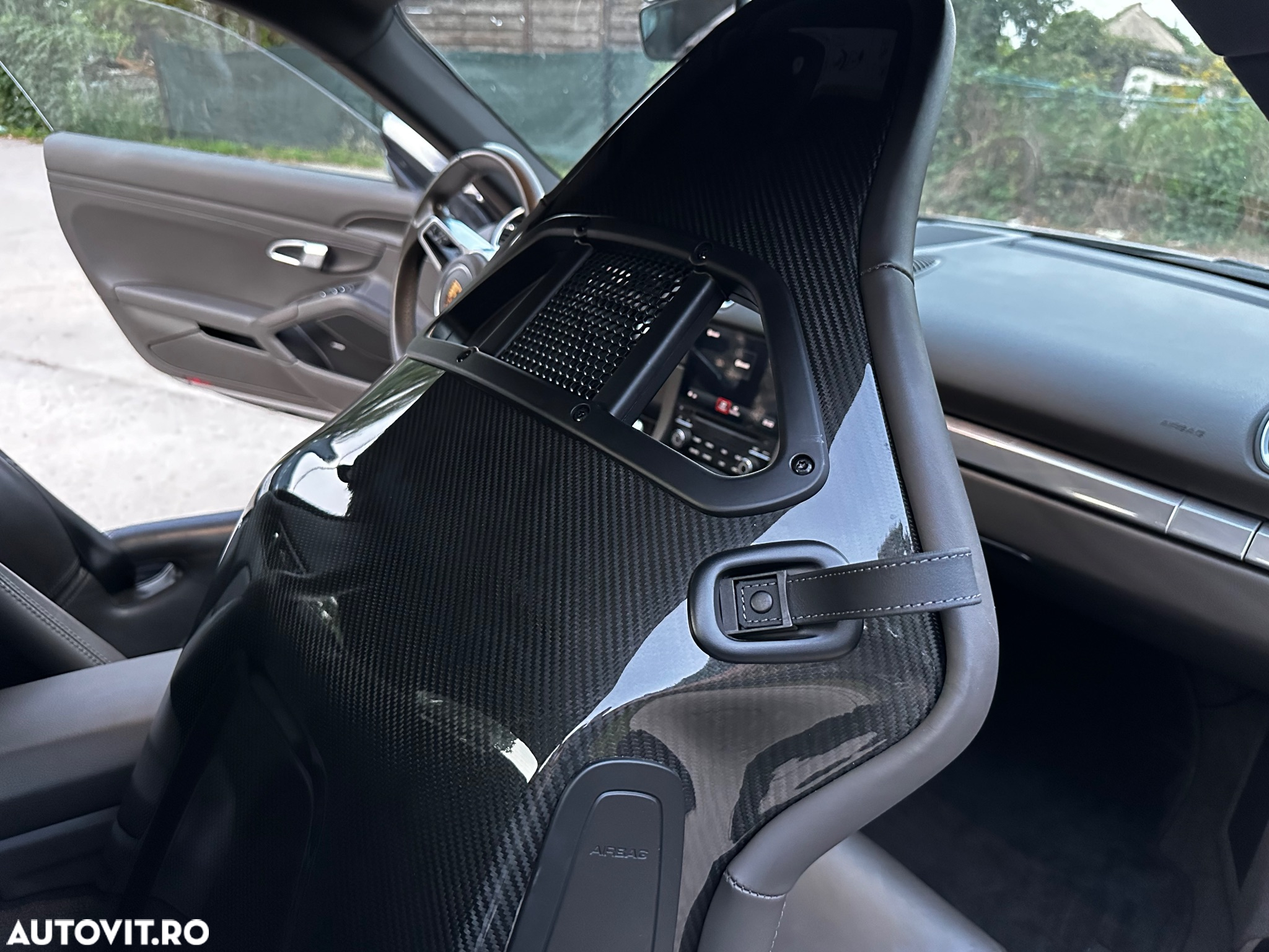 Porsche Cayman 718 - 7