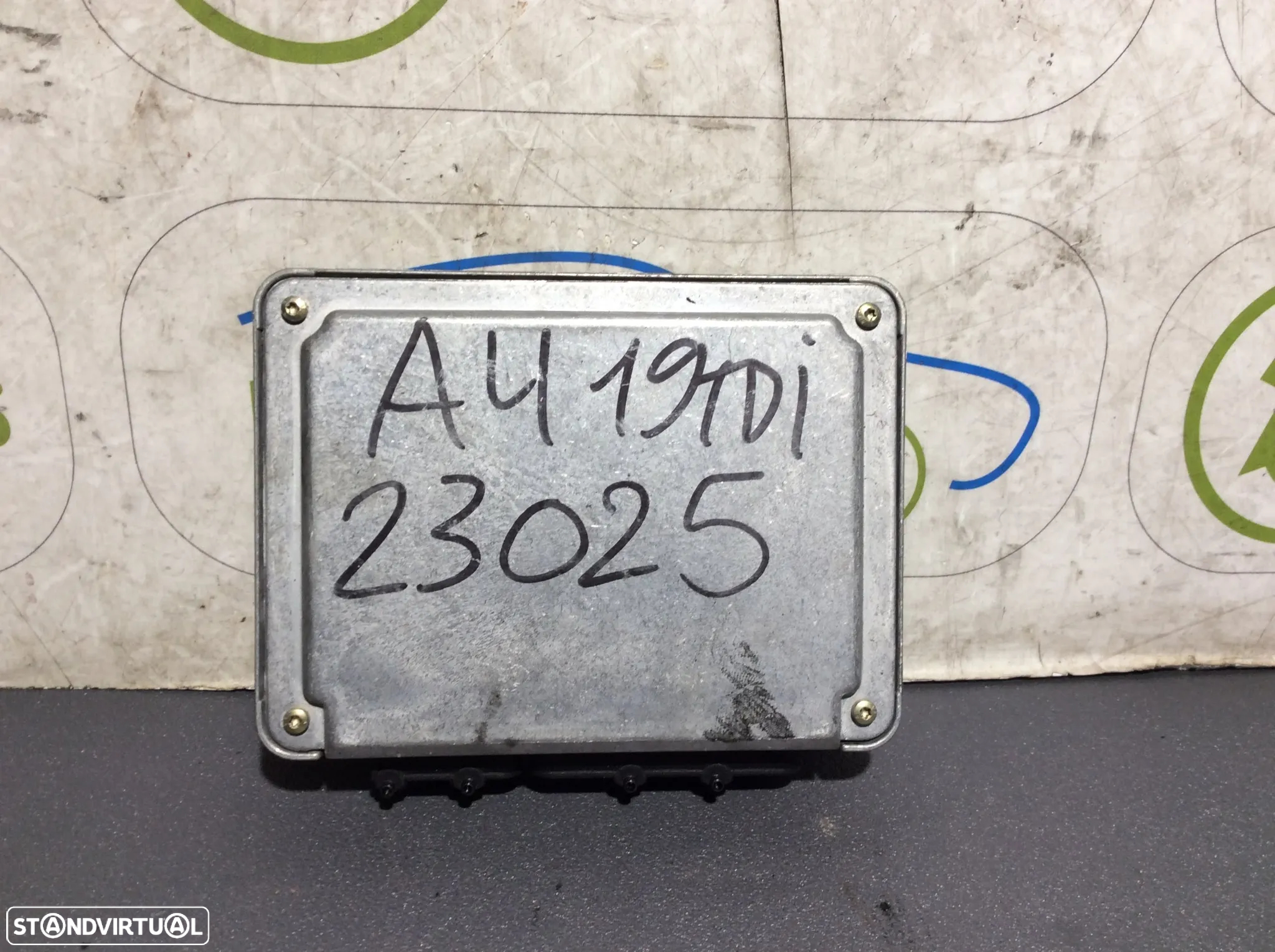 Centralina do motor Audi A4 1.9 TDi - 2