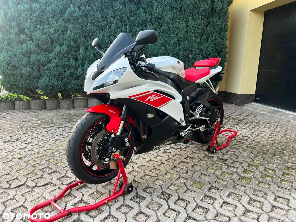 Yamaha R6 - 3
