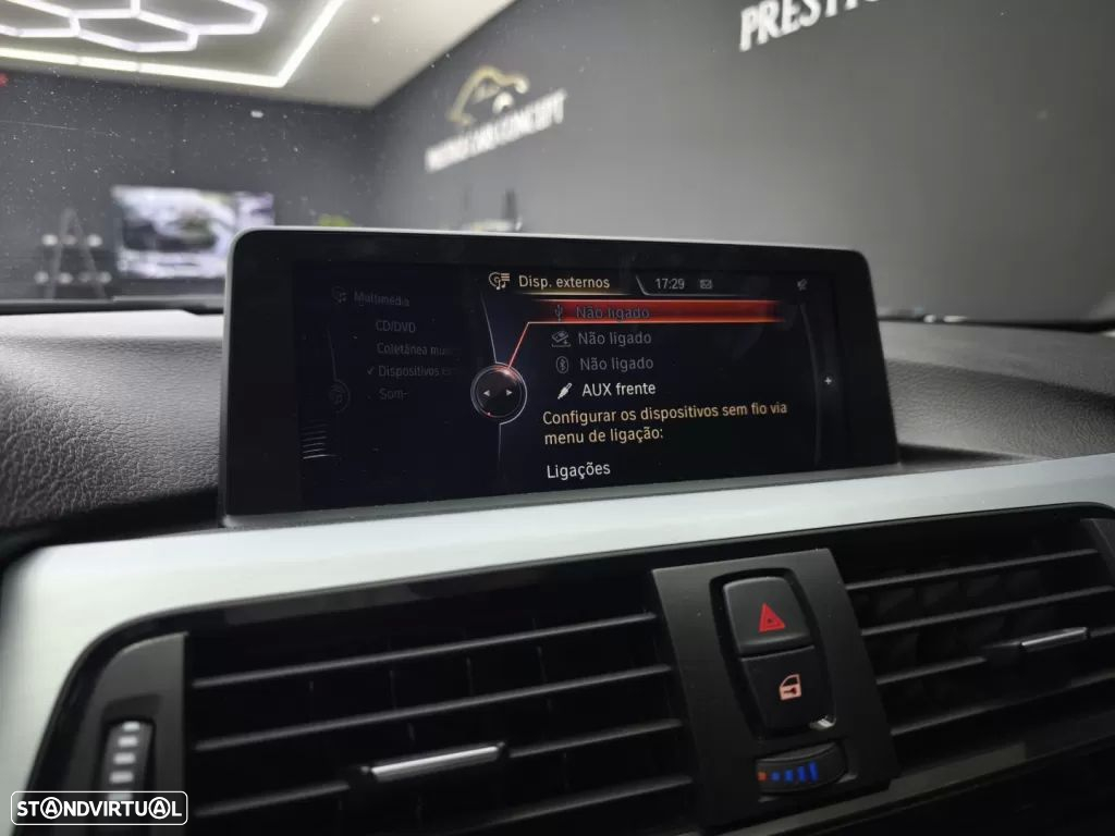BMW 320 d Aut. Modern Line - 34