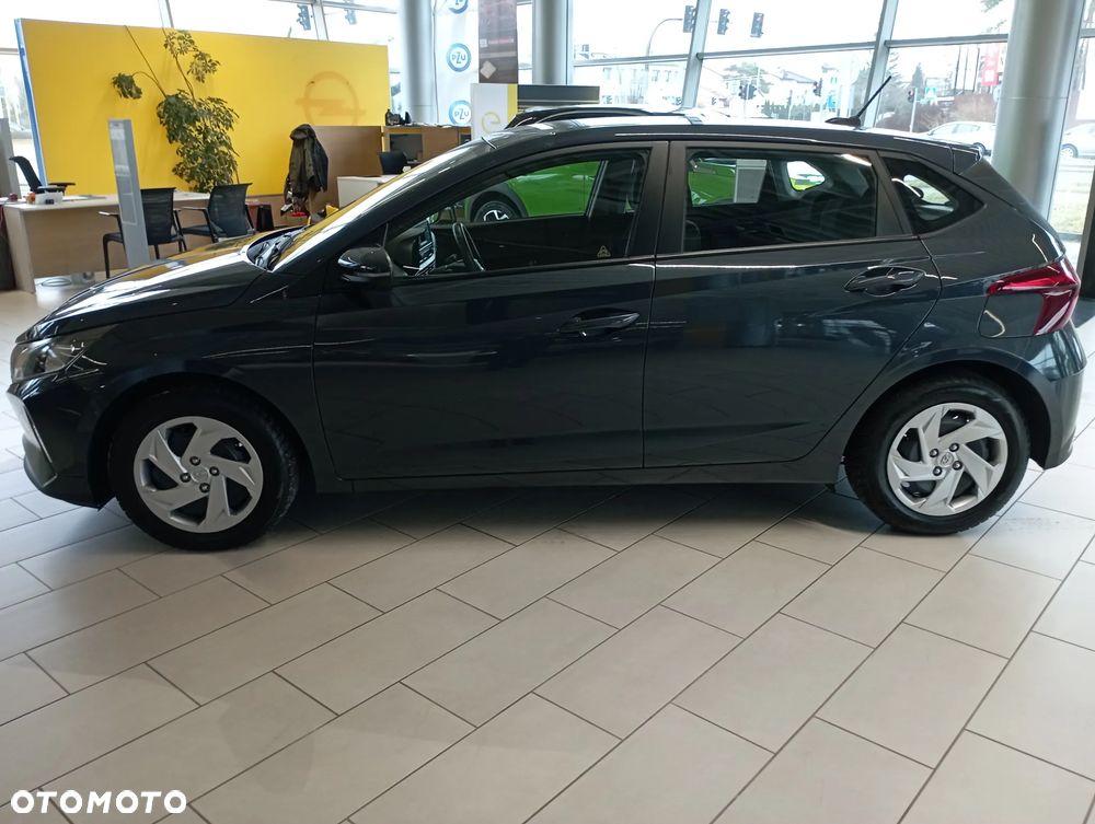 Hyundai i20 1.2 Pure - 10