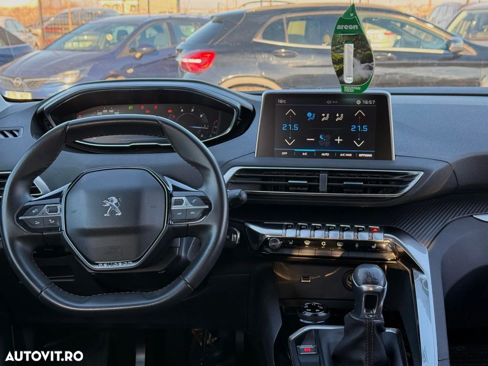 Peugeot 3008 1.6 BlueHDI S&S Allure - 7