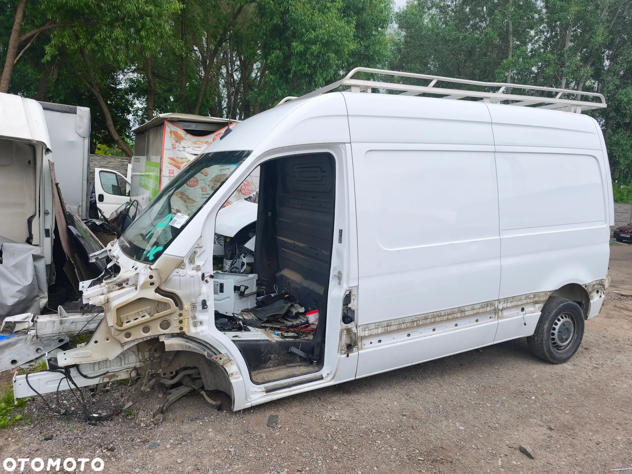 Ćwiartka lewa bok tył Mercedes-Benz Sprinter w910 2018-2025 L2 średniak - 1