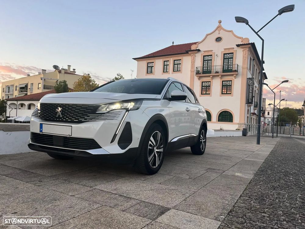 Peugeot 3008 1.5 BlueHDi Allure EAT8 - 8