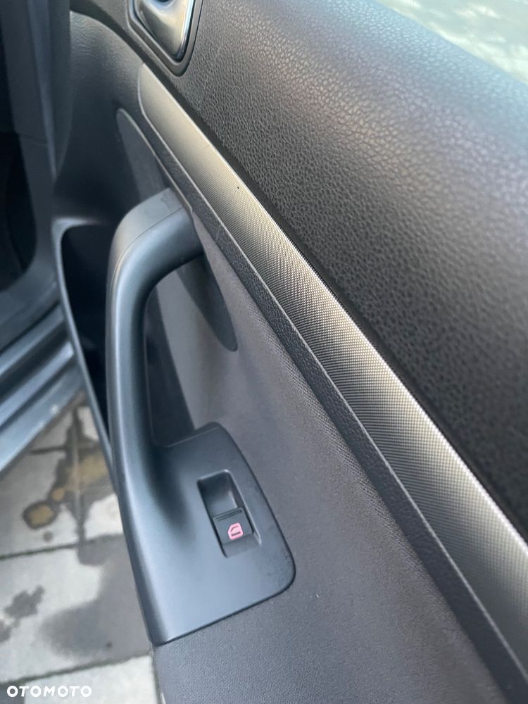 Volkswagen Golf - 24