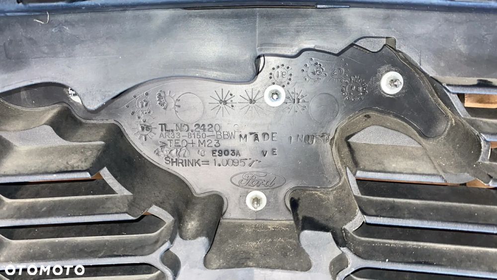GRILL GÓRNY RAMKA FORD MUSTANG V GT CAŁOŚĆ BEZ HALOGENÓW LEKKO USZKODZONY - 11