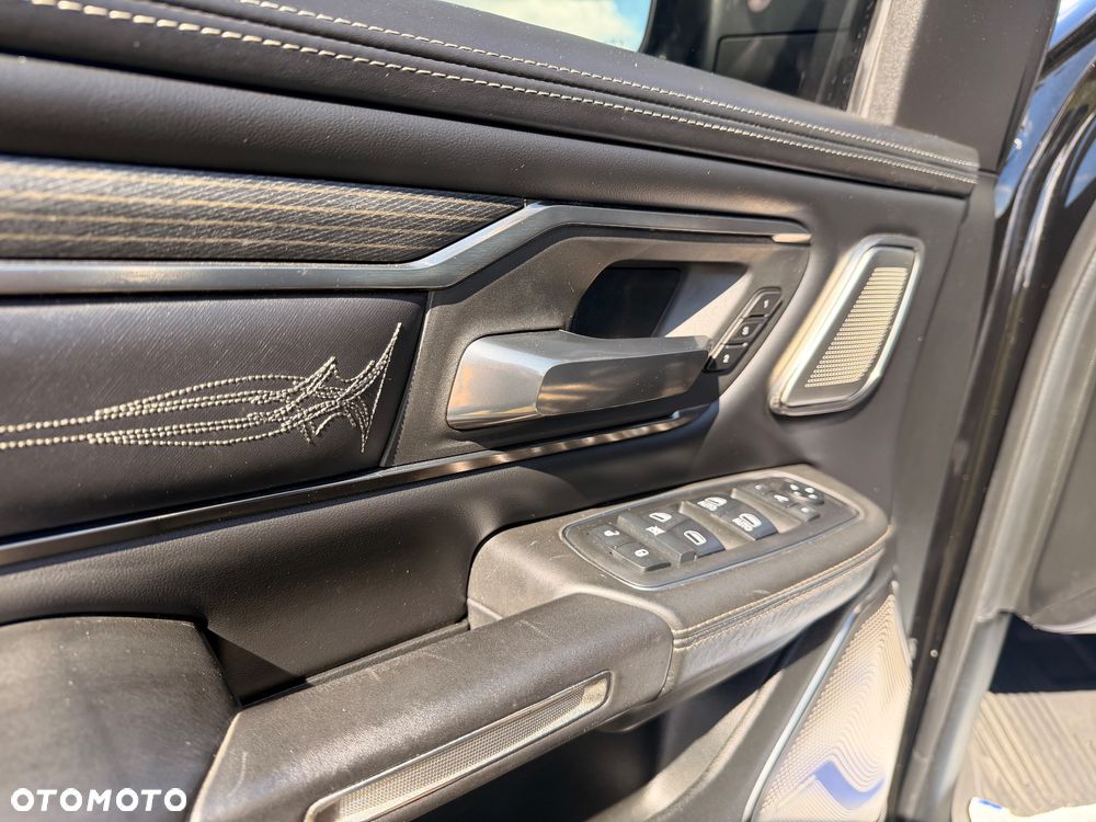 RAM 1500 5.7 Crew Cab Limited - 18