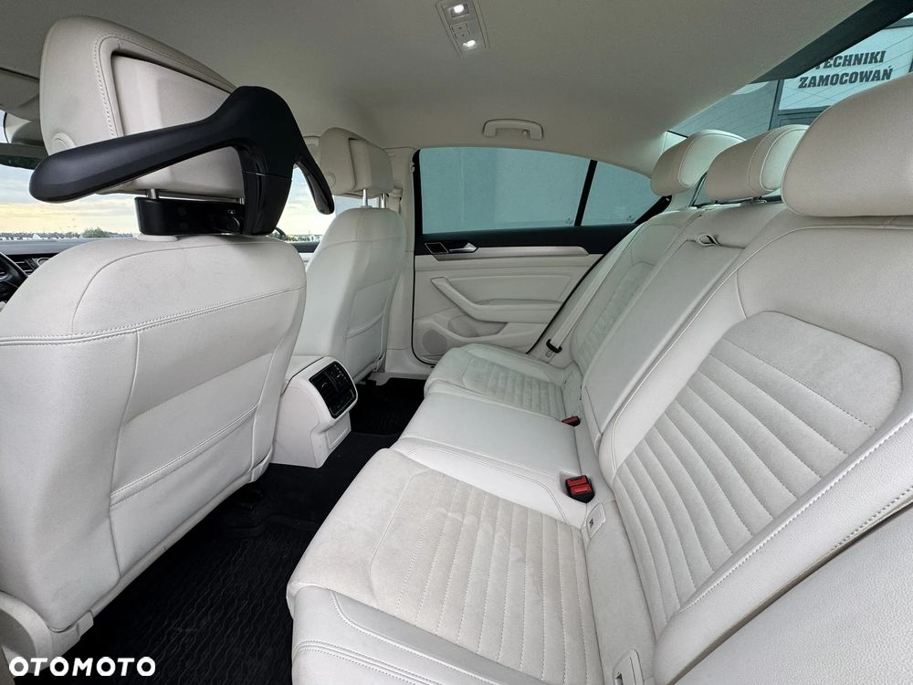 Volkswagen Passat 1.5 TSI EVO Highline DSG - 8