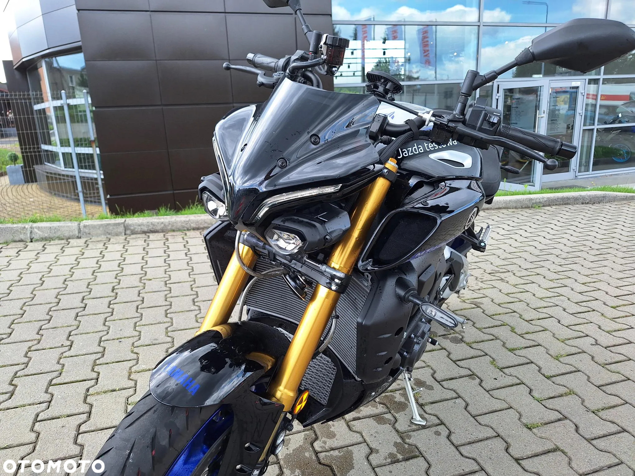 Yamaha MT - 7