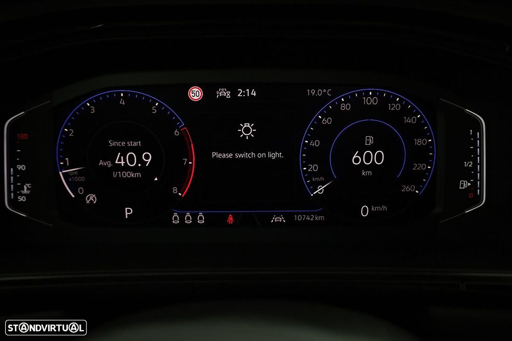 VW T-Roc 1.5 TSI Black Style DSG - 15
