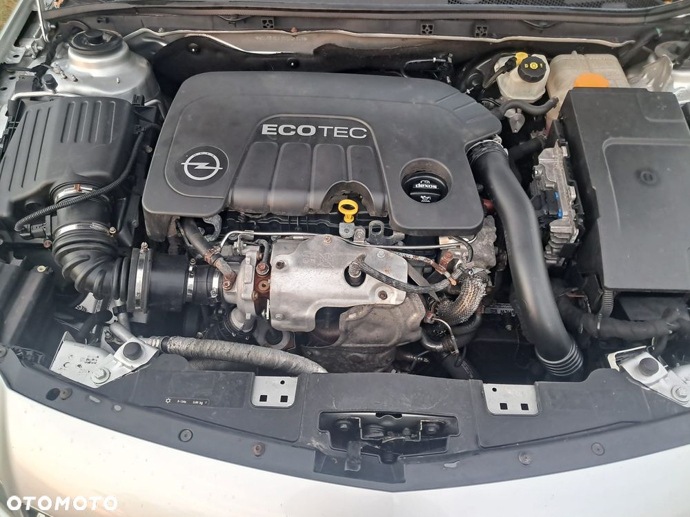 Opel Insignia - 27