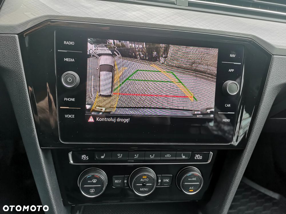 Volkswagen Passat 2.0 TDI Business DSG - 19