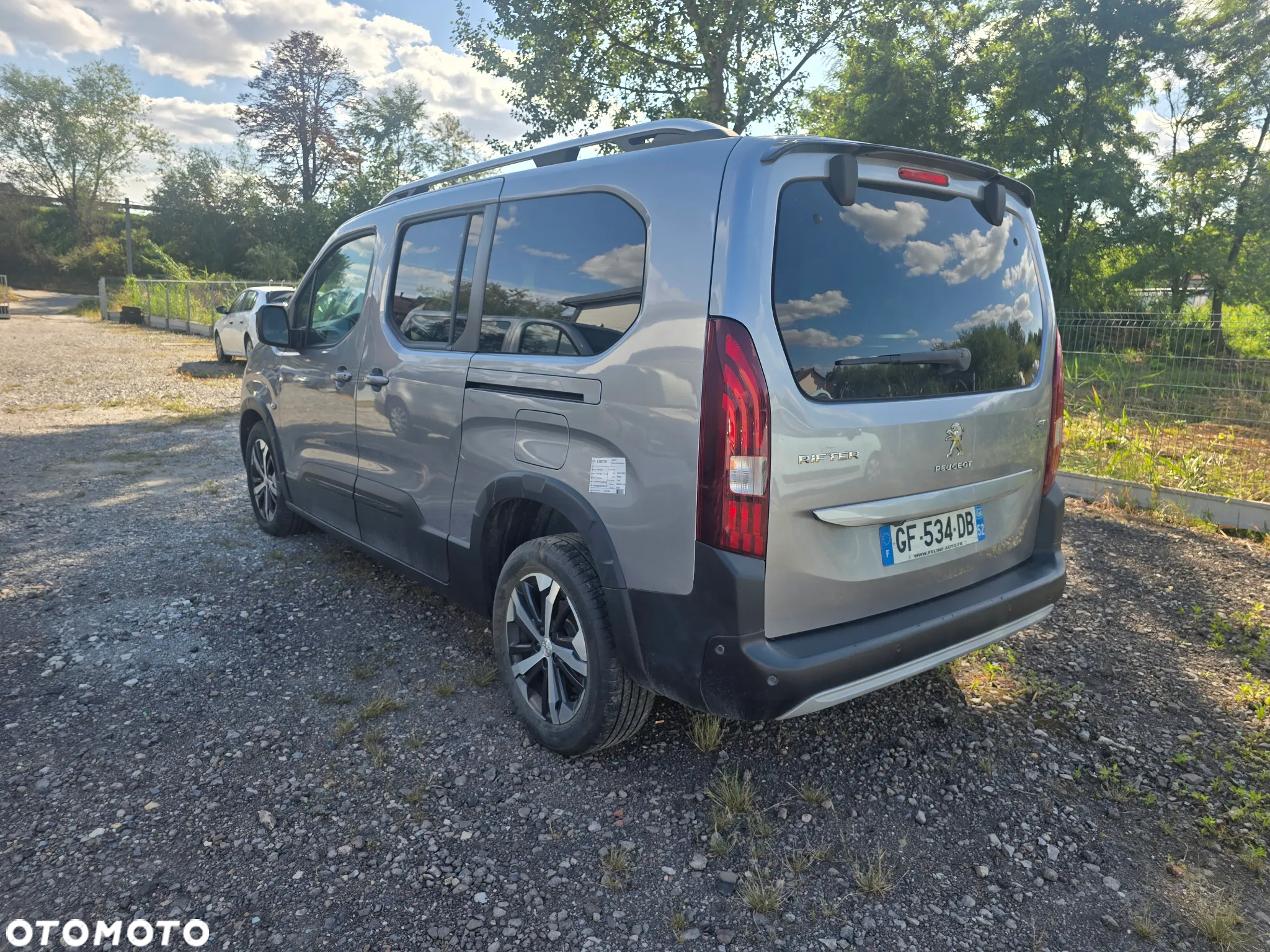 Peugeot Rifter PureTech 130 L2 EAT8 7-Sitzer GT - 7