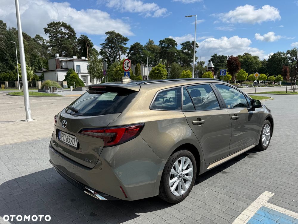 Toyota Corolla 2.0 Hybrid Comfort - 7