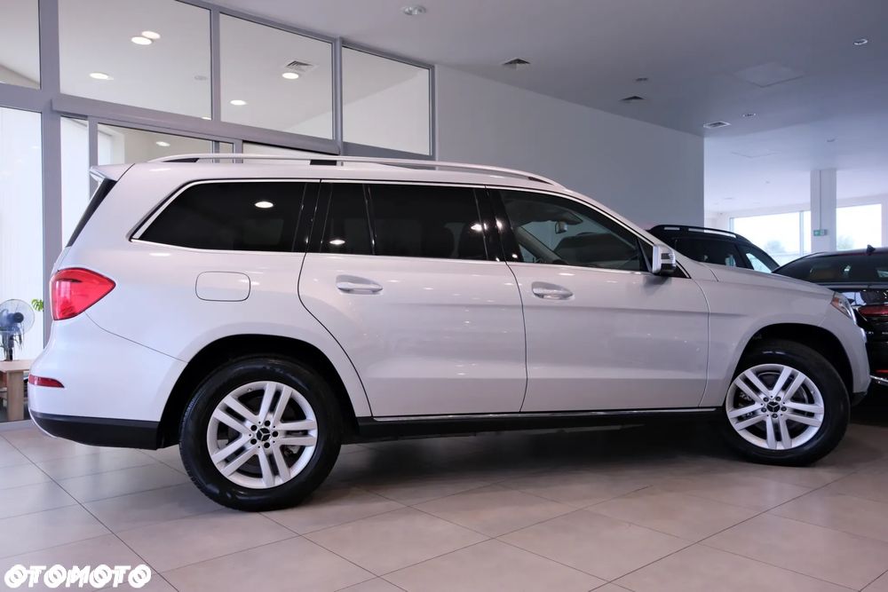 Mercedes-Benz GL - 9