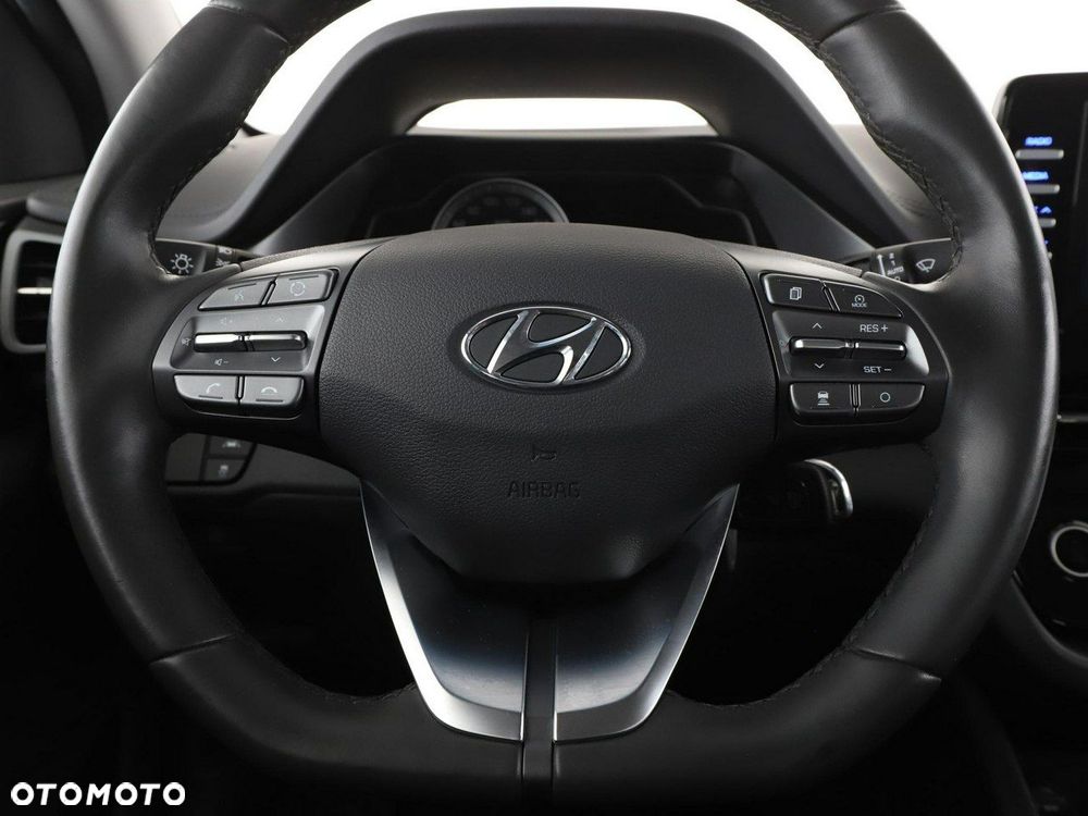 Hyundai IONIQ - 21