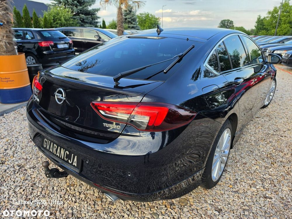 Opel Insignia - 19